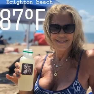 Meet your Posher, Elyse